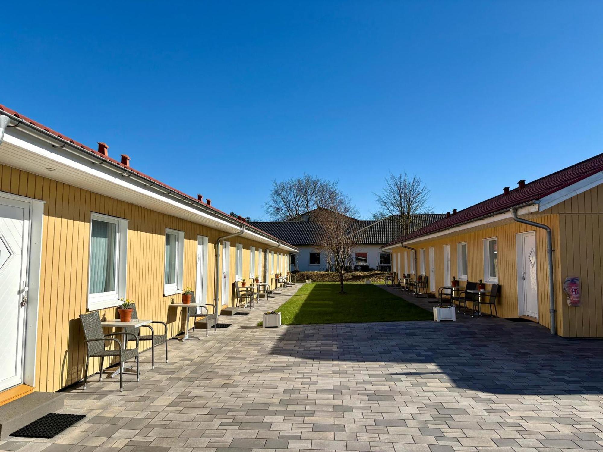 Ellen Hotel Harrislee Exterior photo