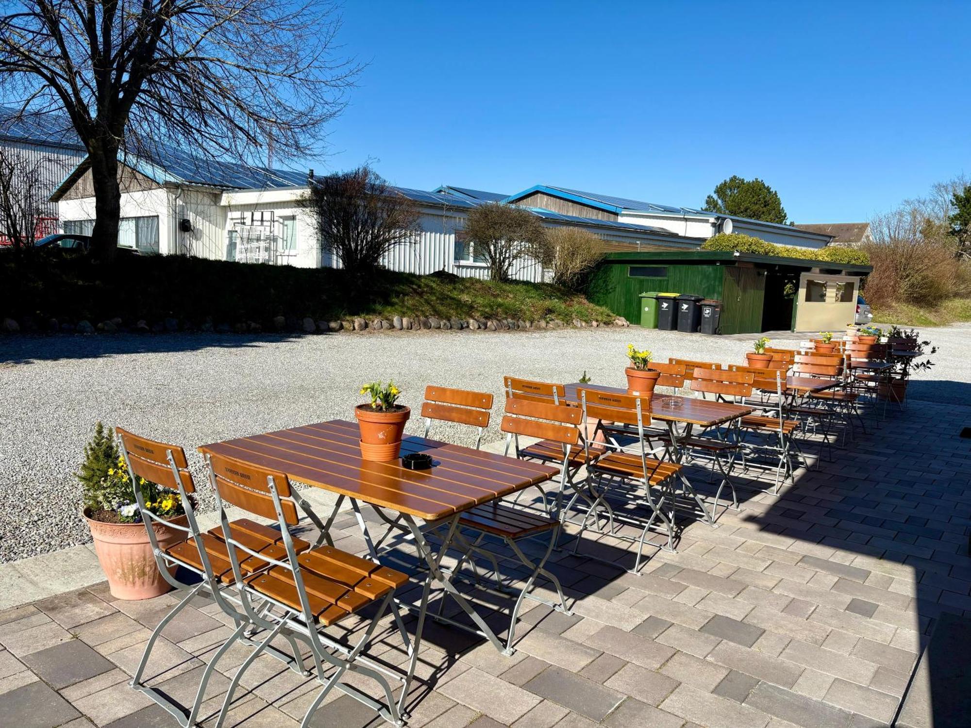 Ellen Hotel Harrislee Exterior photo